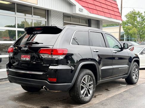 Used 2021 Jeep Grand Cherokee Limited w/ Sun & Sound Group RWD image 3