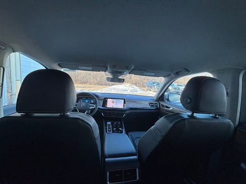 New 2026 Volkswagen Atlas SE image 20