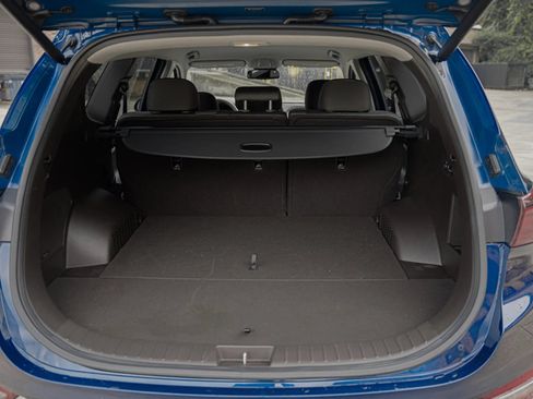 Used 2019 Hyundai Santa Fe SEL FWD image 11