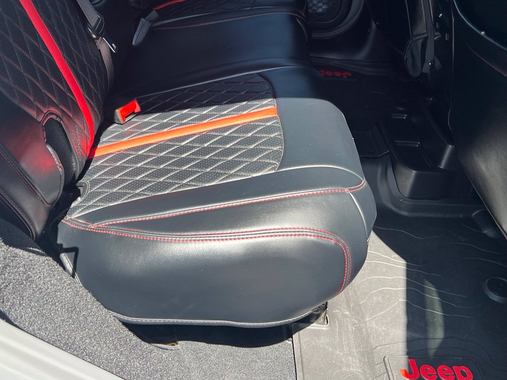 Used 2020 Jeep Wrangler Unlimited Rubicon AWD/4WD image 19