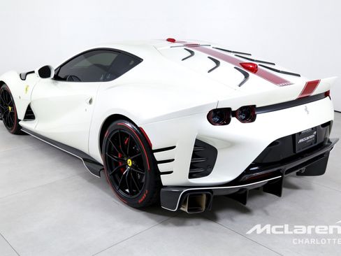 Used 2022 Ferrari 812 Competizione RWD image 6