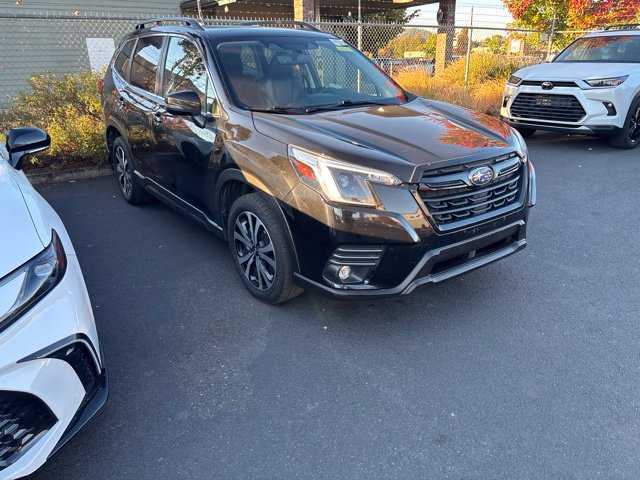 Used 2024 Subaru Forester Limited AWD/4WD image 1
