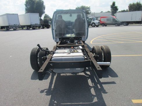 New 2024 Ford E-450 and Econoline 450 Super Duty w/ Driver's Safety Package image 8