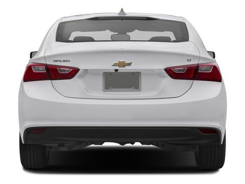 Used 2016 Chevrolet Malibu LT image 8