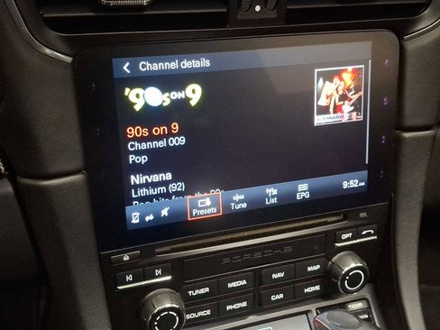 Used 2017 Porsche 911 Turbo image 18