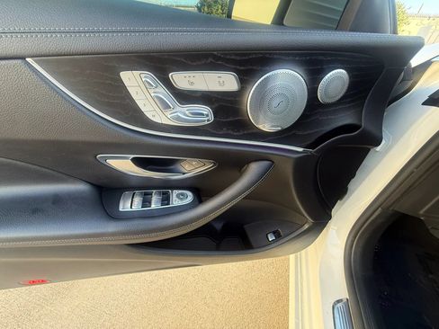 Used 2018 Mercedes-Benz E 400 Coupe image 8