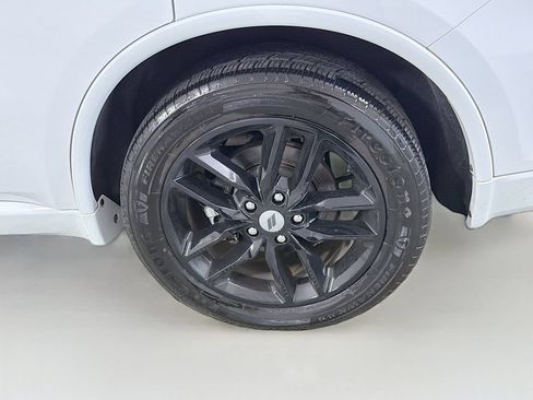 Used 2024 Dodge Durango GT RWD image 33