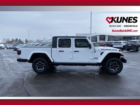 Used 2022 Jeep Gladiator Rubicon w/ Trailer Tow Package image 4