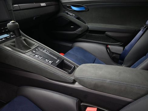 Certified 2023 Porsche 718 Cayman GT4 RS RWD image 20