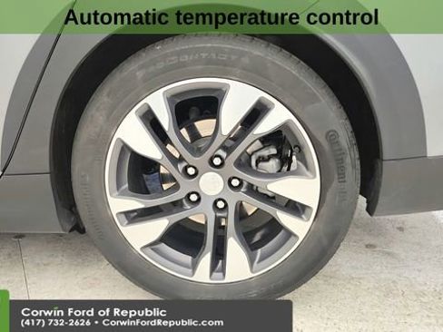 Used 2018 Buick Regal Essence w/ Driver Confidence Package #1 image 10