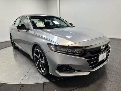 Certified 2022 Honda Accord Sport Special Edition image 2