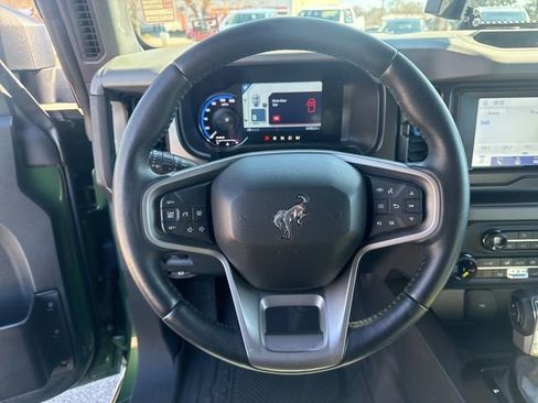 Used 2022 Ford Bronco Black Diamond image 28