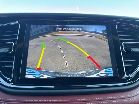 Used 2023 Dodge Durango SRT image 12