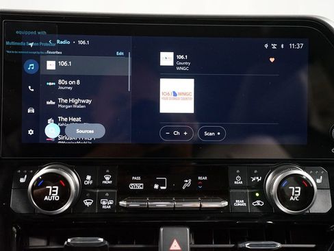 New 2026 Toyota Highlander XLE AWD/4WD image 19