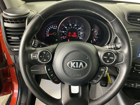 Used 2019 Kia Soul + FWD image 15