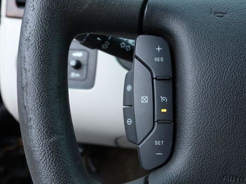 Used 2016 Chevrolet Impala LT w/ LT Sunroof Package image 32