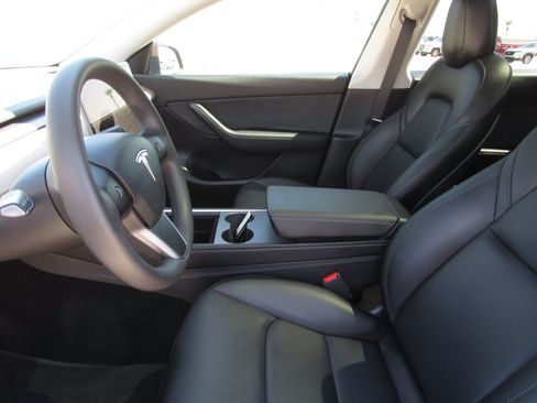 Used 2021 Tesla Model Y Long Range AWD/4WD image 12