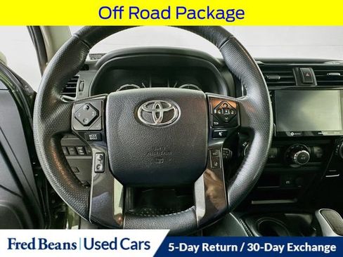 Used 2022 Toyota 4Runner TRD Off-Road Premium AWD/4WD image 14