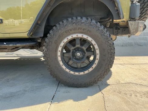 Used 2013 Jeep Wrangler Unlimited Rubicon w/ Max Tow Pkg AWD/4WD image 29