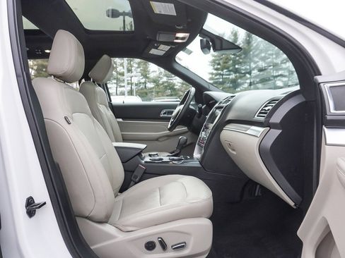 Used 2018 Ford Explorer Limited w/ Equipment Group 301A image 38