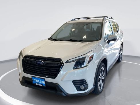 Used 2022 Subaru Forester Limited AWD/4WD image 1