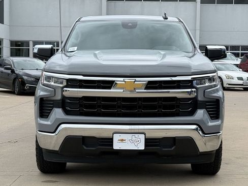 Used 2024 Chevrolet Silverado 1500 LT image 7