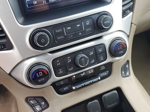 Used 2019 GMC Yukon XL SLT RWD image 25