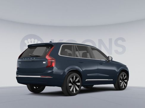 Used 2024 Volvo XC90 T8 Ultimate AWD/4WD image 4