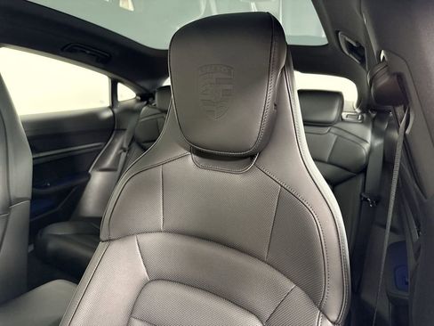 New 2025 Porsche Taycan 4S AWD/4WD image 41