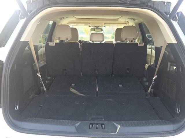 Used 2023 Ford Explorer Limited w/ Limited Technology Package AWD/4WD image 10