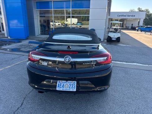 Used 2018 Buick Cascada Premium FWD image 4