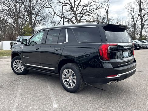 New 2026 GMC Yukon Denali w/ Sun & Power Step Package image 3