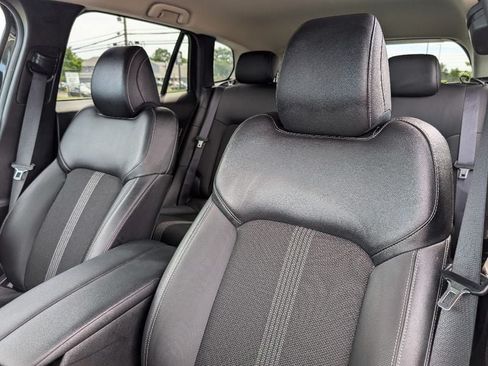 Used 2025 MAZDA CX-50 AWD 2.5 S w/ Preferred Package image 15