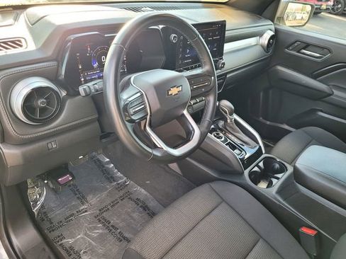 Used 2023 Chevrolet Colorado LT w/ LT Convenience Package II image 7