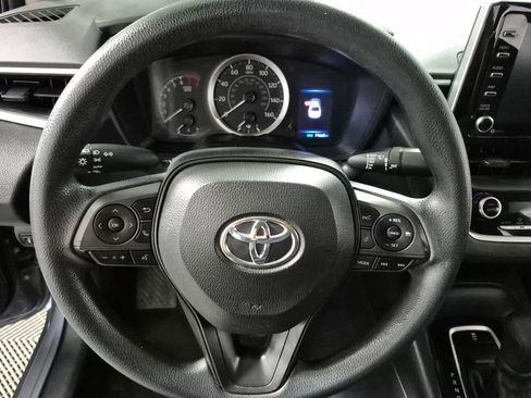 Used 2021 Toyota Corolla LE FWD image 11