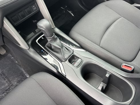 Certified 2025 Toyota Corolla Cross LE FWD image 26
