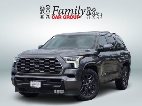 Used 2025 Toyota Sequoia Platinum AWD/4WD image 1