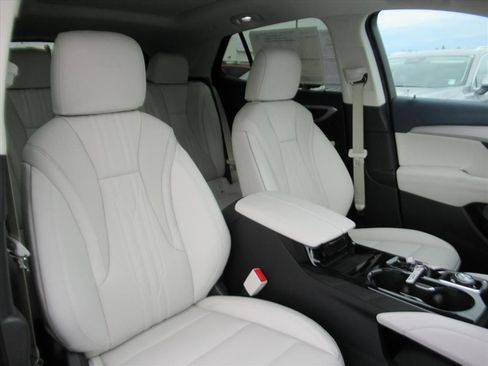 New 2026 Buick Envision Avenir image 11