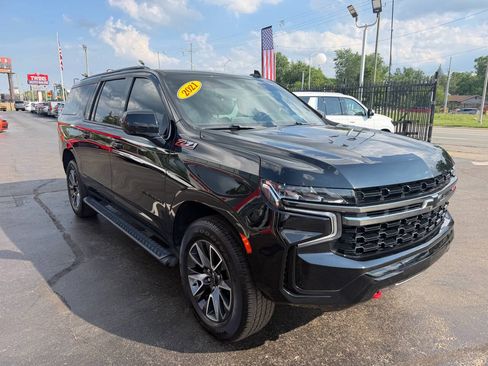 Used 2021 Chevrolet Suburban Z71 AWD/4WD image 3