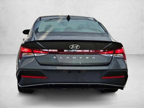 New 2026 Hyundai Elantra Sport image 8