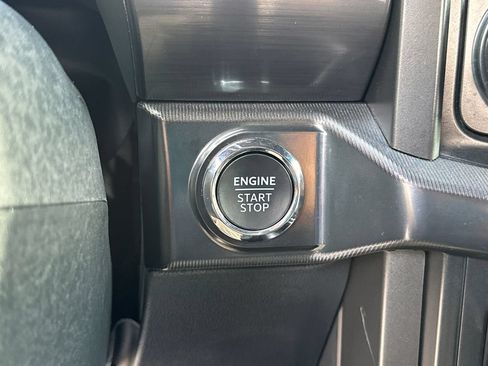 Used 2025 Ford F150 Lariat w/ Equipment Group 501A Mid AWD/4WD image 26