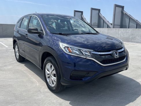 Used 2015 Honda CR-V LX image 3