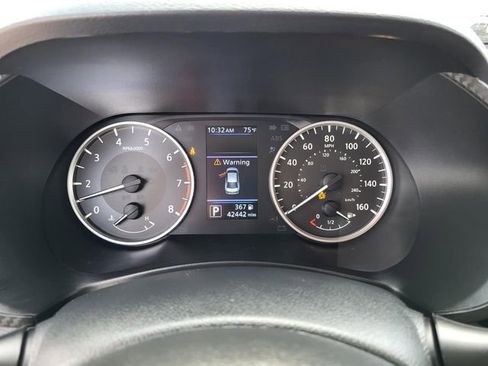 Used 2025 Nissan Sentra S image 6