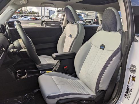 Certified 2025 MINI Cooper S image 15