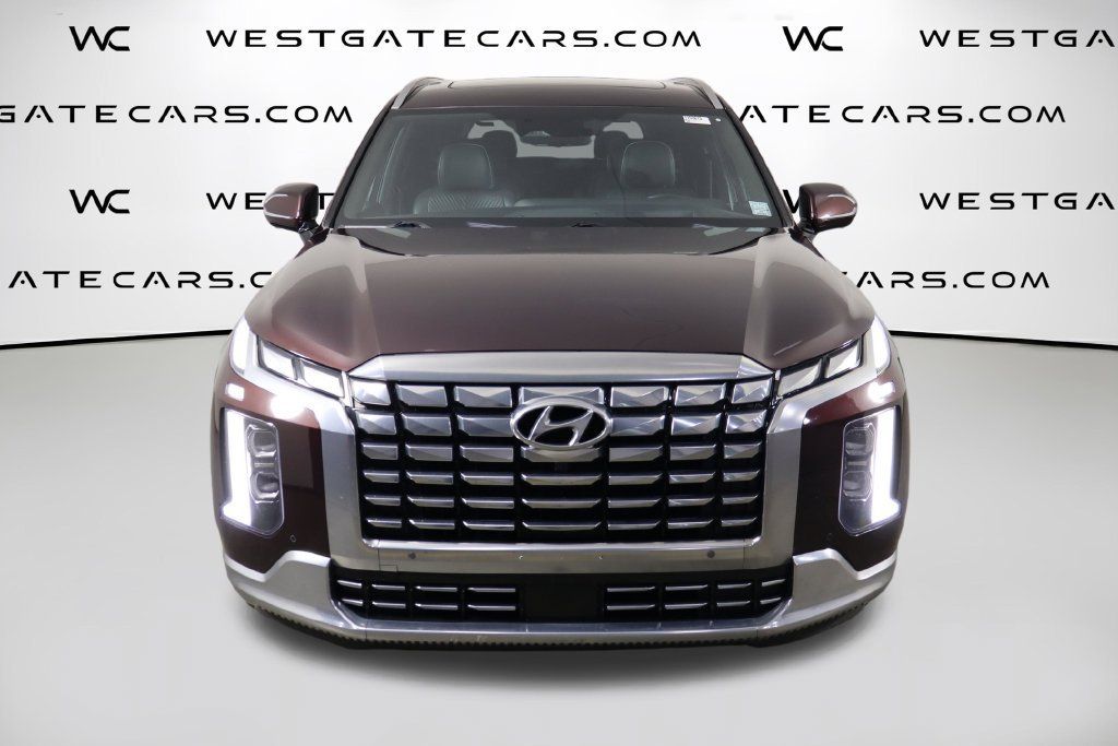 Used 2023 Hyundai Palisade Calligraphy AWD/4WD image 2