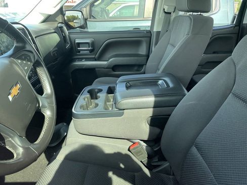 Used 2018 Chevrolet Silverado 1500 LT w/ All Star Edition AWD/4WD image 3