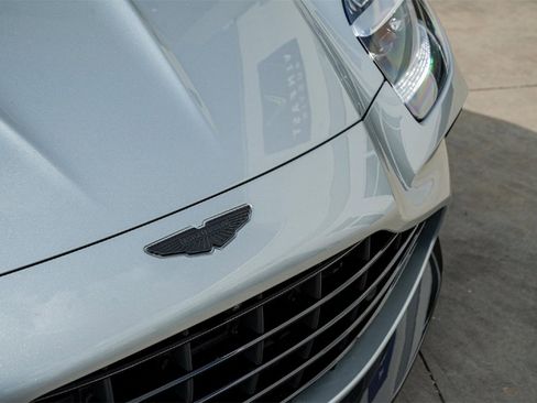 New 2026 Aston Martin V8 Vantage Coupe image 4