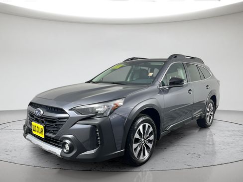 Used 2025 Subaru Outback Limited AWD/4WD image 7