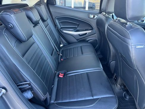 Used 2021 Ford EcoSport Titanium image 32