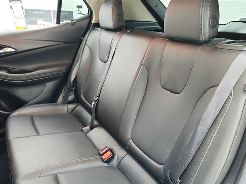 Used 2024 Buick Encore GX Sport Touring image 17